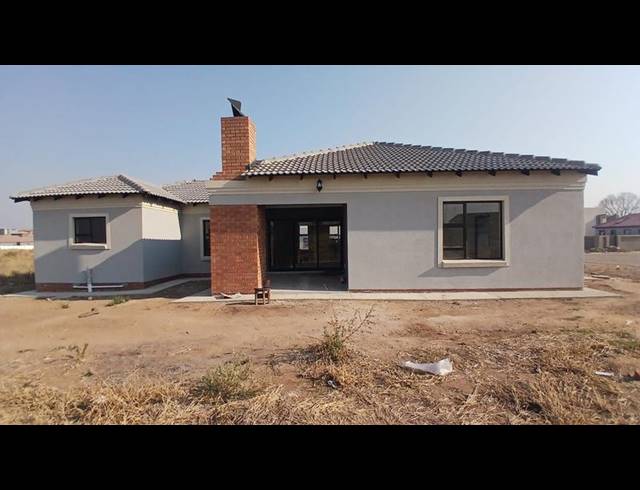 3 BEDROOM HOUSE FOR SALE IN BENDOR